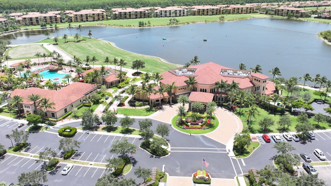#3 Clubhouse